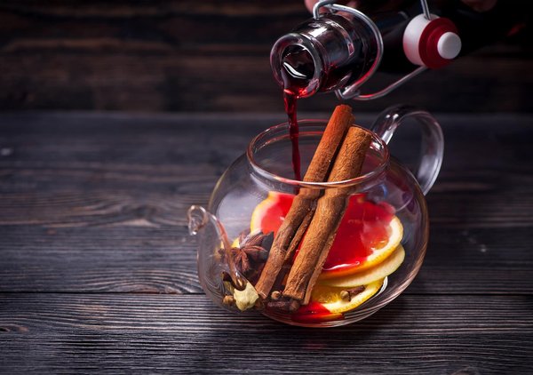 Qual è il processo di tapering per i nuotatori prima di un campionato nazionale?